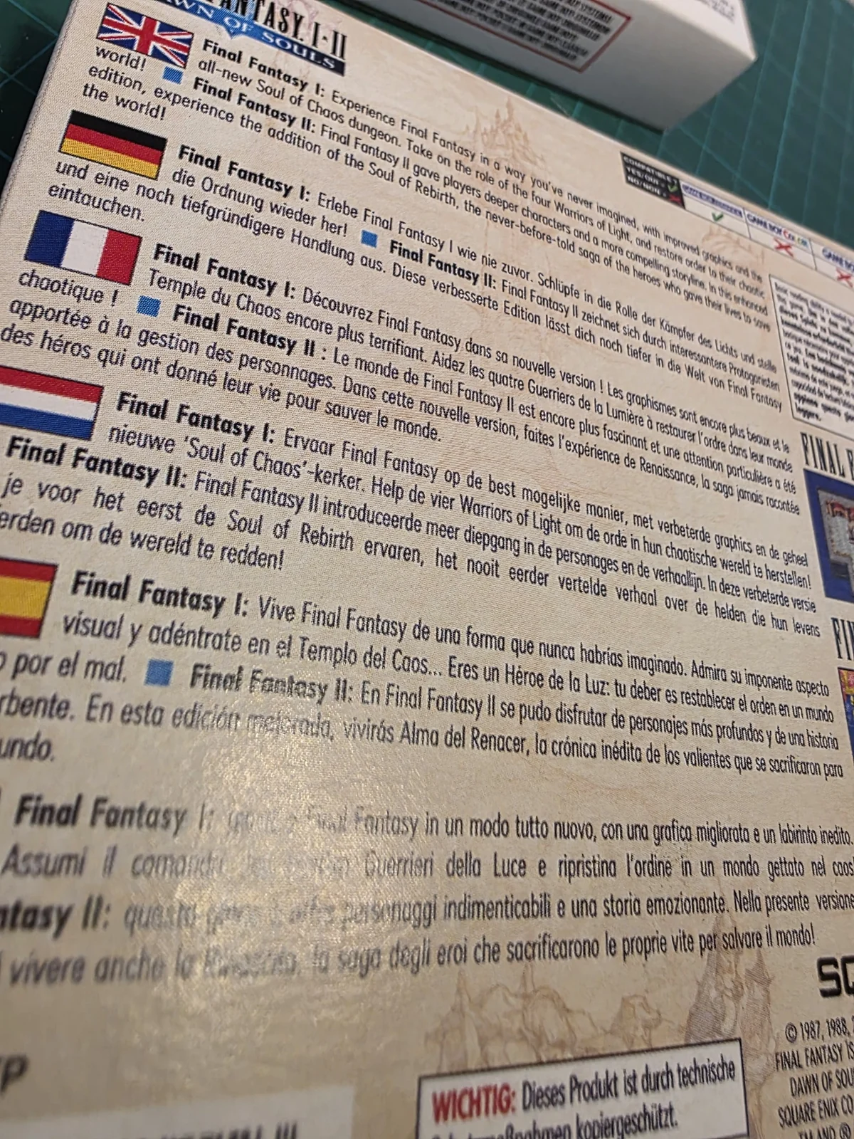 Detalle de la trasera de la caja repro Final Fantasy I & II: Dawn of Souls