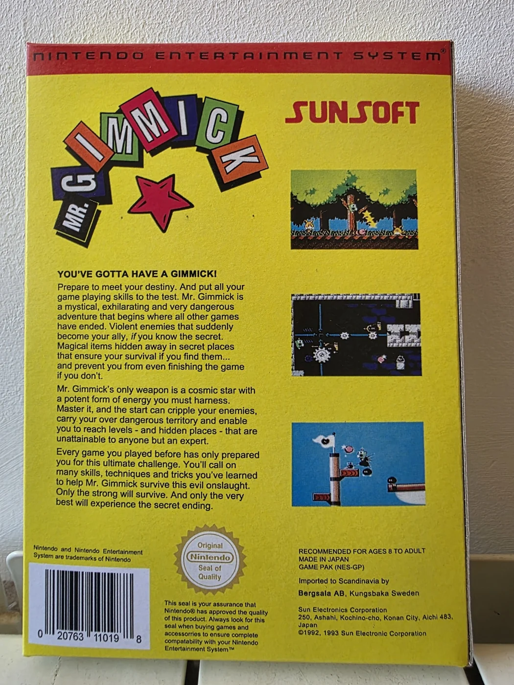 Caja repro Mr. Gimmick NES trasera
