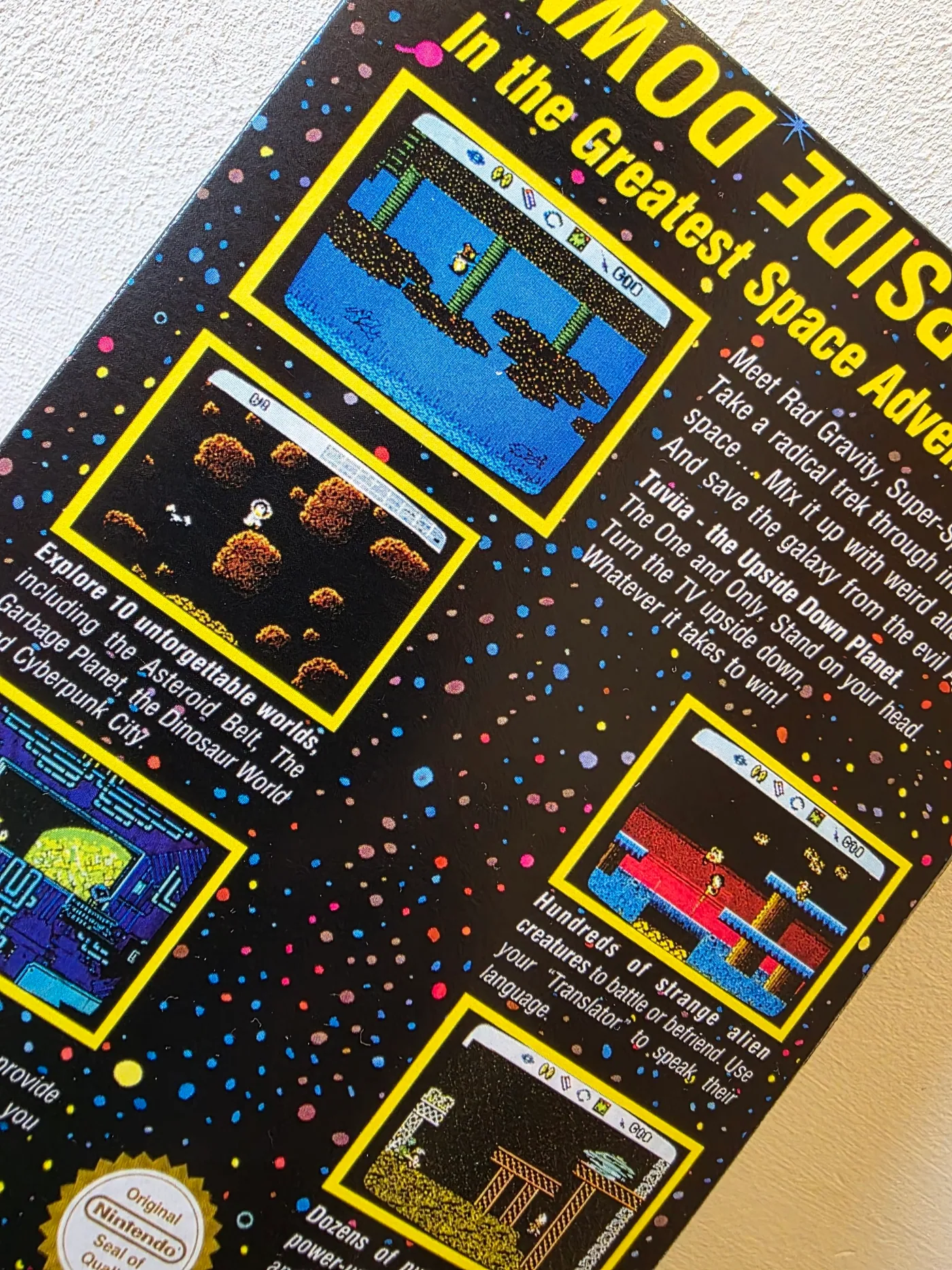 Detalle de la trasera de Rad Gravity para NES